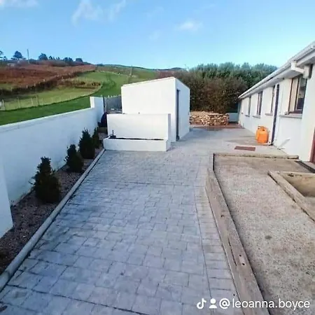 Under Gainne Holiday home Cloughbane