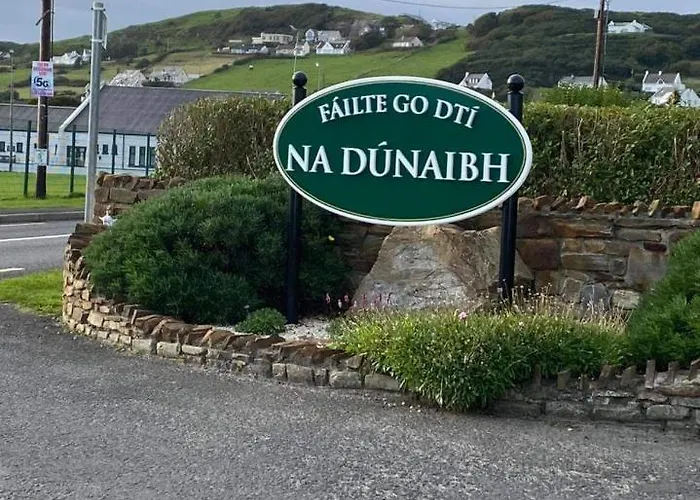 Under Gáinne * Downings